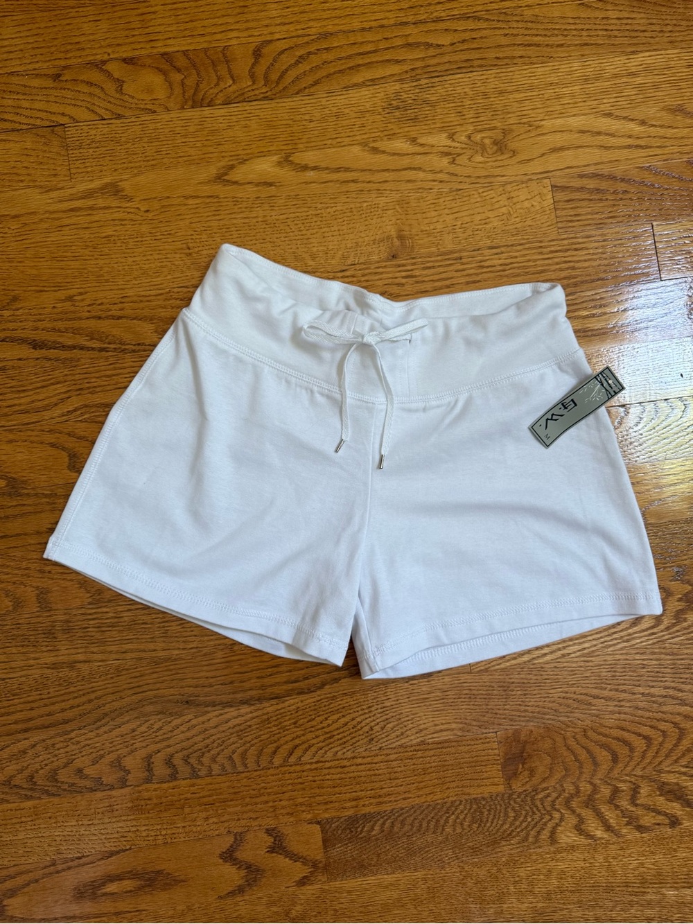 Women’s White Drawstring Athletic Shorts with Mid-Rise Waist